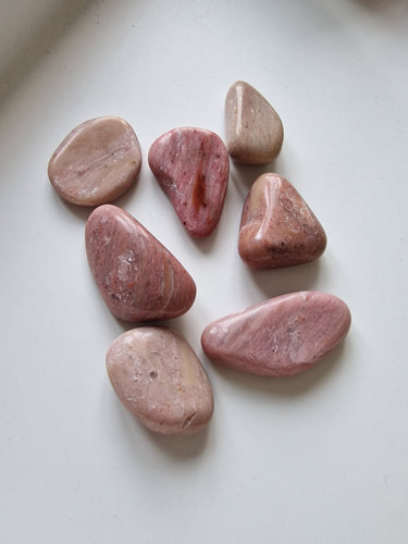 Thulite Tumblestone