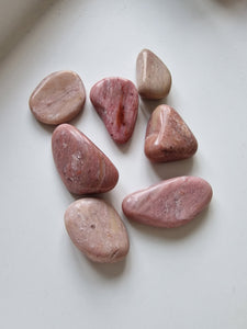 Thulite Tumblestone