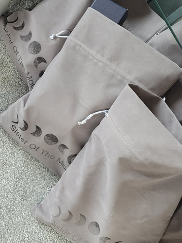 Sister of the moon Manifesting bag