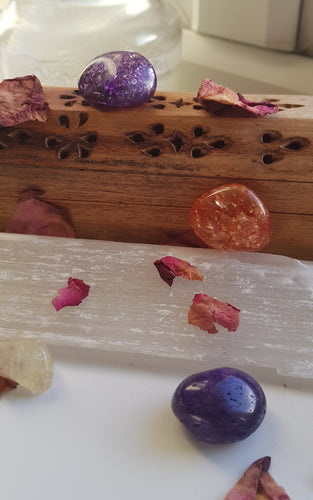 Crackle Quartz Tumblestone