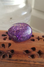 Load image into Gallery viewer, Crackle Quartz Tumblestone