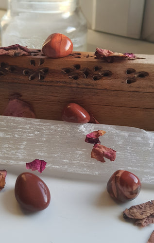 Red Jasper Tumblestone