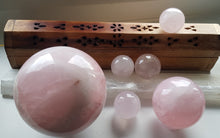 Load image into Gallery viewer, Rose Quartz Sphere