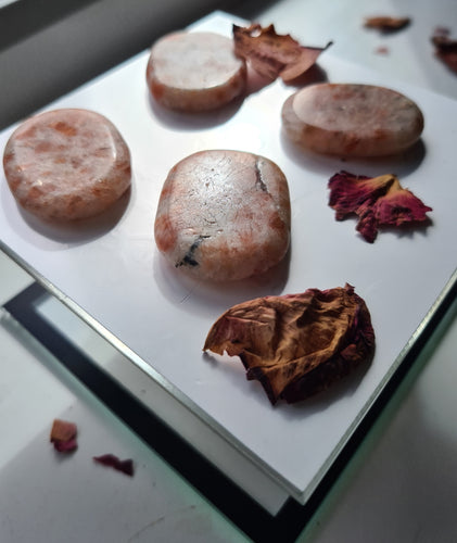 Sunstone thumbstones