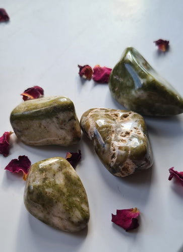 Epidote Tumblestone