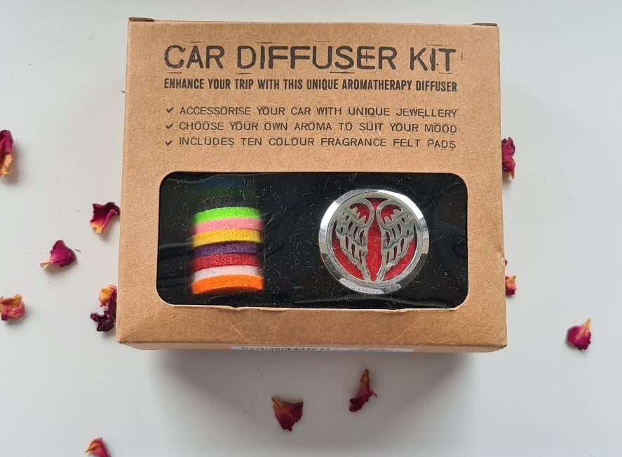 Essential oil necklace/car diffuser