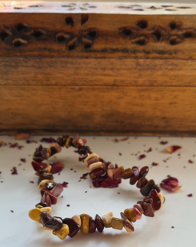 Mookaite Chip Bracelet